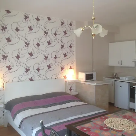 Apartman Oazis *